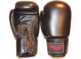 Poksikindad Falco Combat must