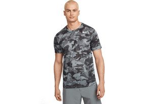 Meeste treeningsärk Nike M NK DF TEE LGD CAMO AOP hall/must